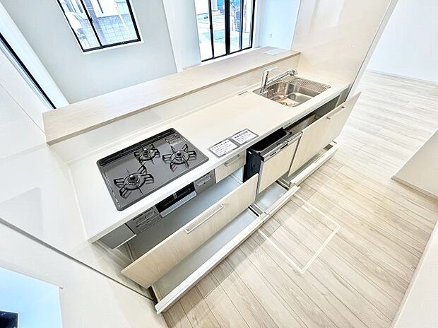 【その他設備(スライド収納)】使いやすさを優先したスライド式収納タイプ!