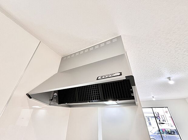 【その他設備(レンジフード)】基本的なお手入れはフィルターのみ！お手入れのしやすさも魅力です。