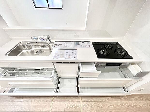 【その他設備(スライド収納)】使いやすさを優先したスライド式収納タイプ！