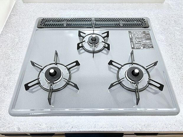 【その他設備(Ｓｉセンサーコンロ)】ガスコンロはＳｉセンサー搭載。火力調節や焦げ付き・消し忘れも防いでくれます。