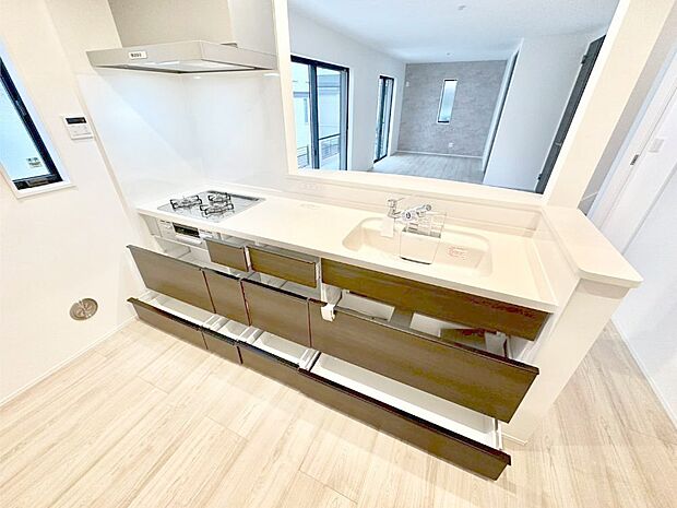 【その他設備(スライド収納)】使いやすさを優先したスライド式収納タイプ！