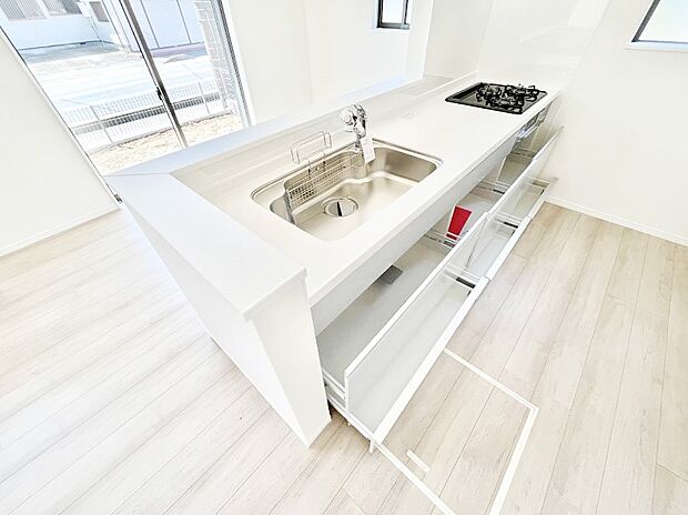 【その他設備(スライド収納)】使いやすさを優先したスライド式収納タイプ！