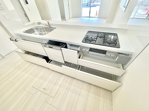 【その他設備(スライド収納)】使いやすさを優先したスライド式収納タイプ！