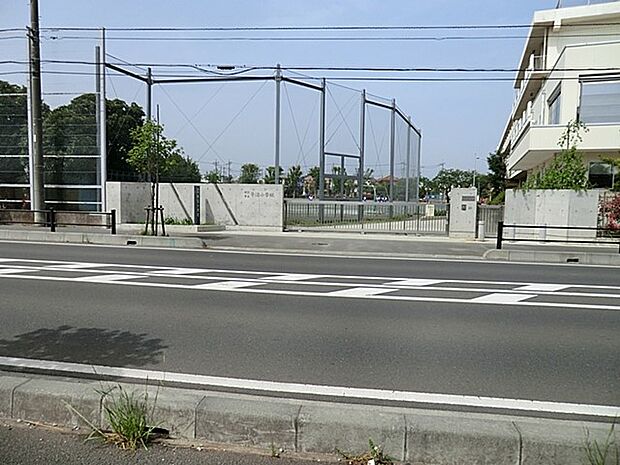 所沢市立牛沼小学校（約750m）