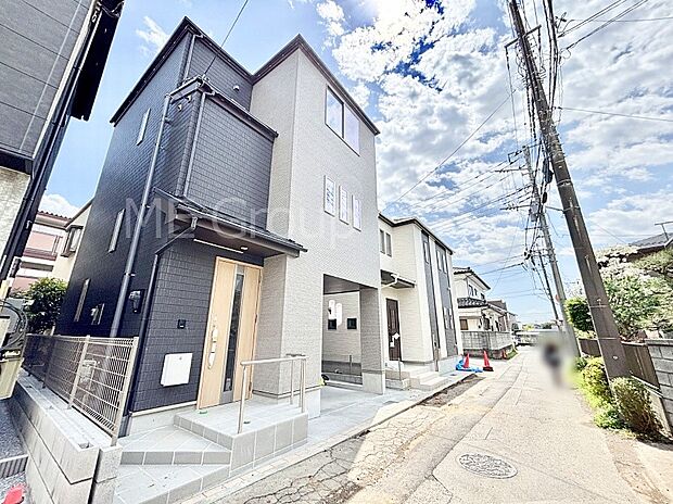 【前面道路含む現地写真】堂々完成！！ ここから始まる新生活を応援いたします！ 