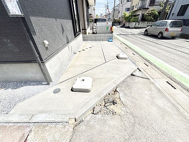 【駐車場】生活に欠かせない駐車スペース。
