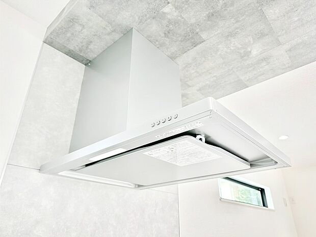 【その他設備(レンジフード)】基本的なお手入れはフィルターのみ！お手入れのしやすさも魅力です。