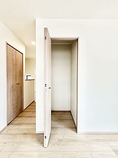 その他設備(リビング収納)