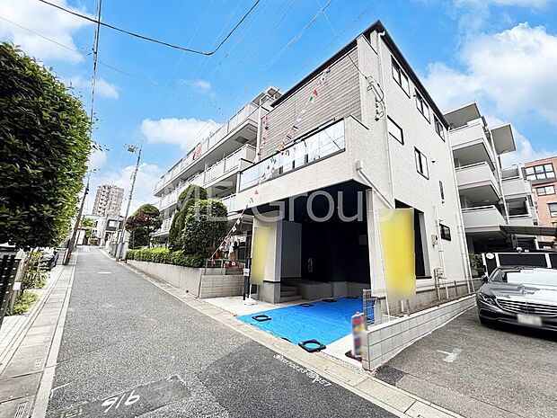 【前面道路含む現地写真】堂々完成！！ ここから始まる新生活を応援いたします！ 