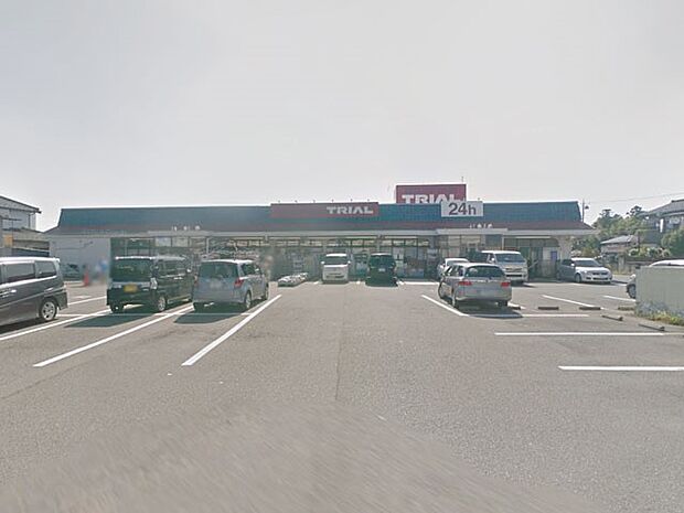 ディスカウントストアトライアル上尾本町店（約300m）