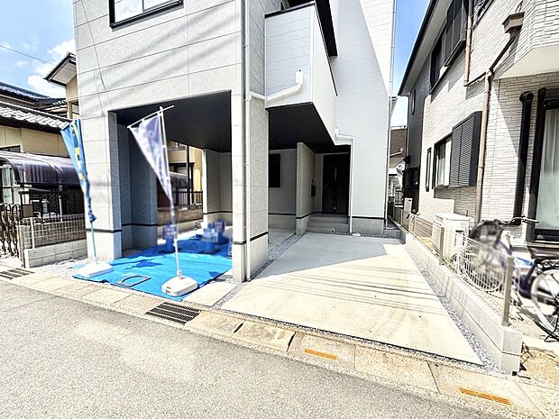 【駐車場】生活に欠かせない駐車スペース。