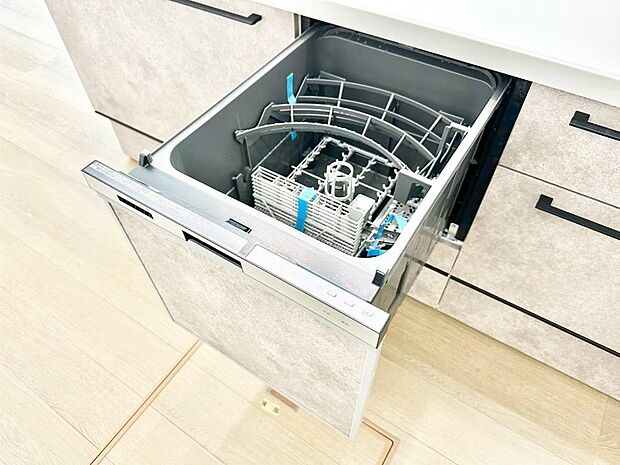 【その他設備(食洗機)】面倒なお片づけは食洗機にお任せ!家事の負担が減って、時間にも気持ちにもゆとりができます。