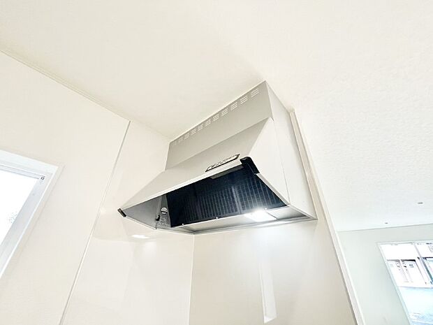 【その他設備(レンジフード)】基本的なお手入れはフィルターのみ！お手入れのしやすさも魅力です。