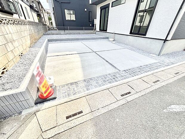 【駐車場】生活に欠かせない駐車スペース。