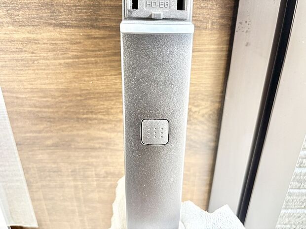 【玄関】ラクラク開錠！スマートコントロールキー。