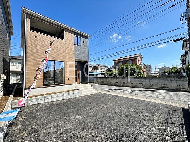 【現地外観写真】たっぷりの陽光と開放感に包まれる明るい住まい