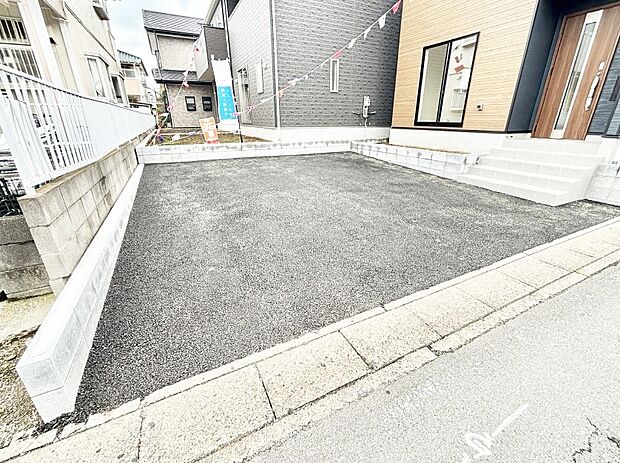 【駐車場】生活に欠かせない駐車スペース。