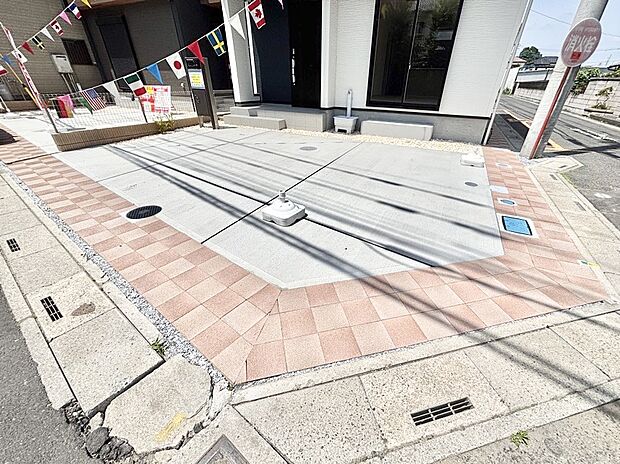 【駐車場】生活に欠かせない駐車スペース。