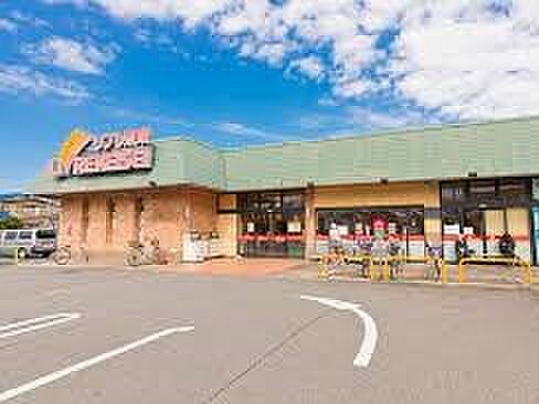リブレ京成 三矢小台店（約400m・徒歩5分）