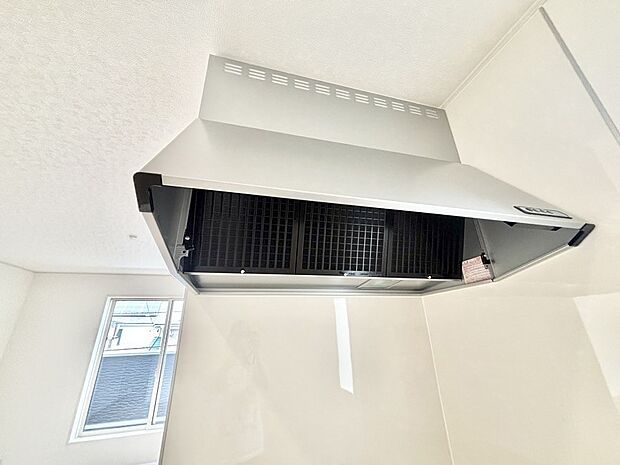 【その他設備(レンジフード)】基本的なお手入れはフィルターのみ！お手入れのしやすさも魅力です。