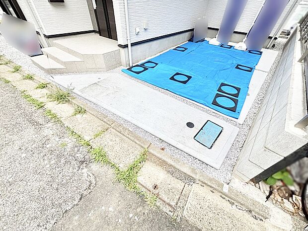 【駐車場】目の前が駐車場だと雨の日も大量にお買い物をした時も便利ですね