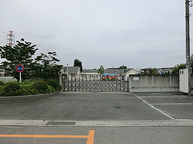 花積幼稚園（約897m・徒歩12分）
