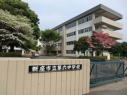 新座市立第六中学校 1600m
