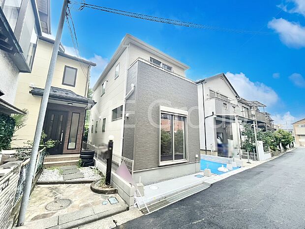 【現地外観写真】たっぷりの陽光と心地よい風が舞い込む住まい