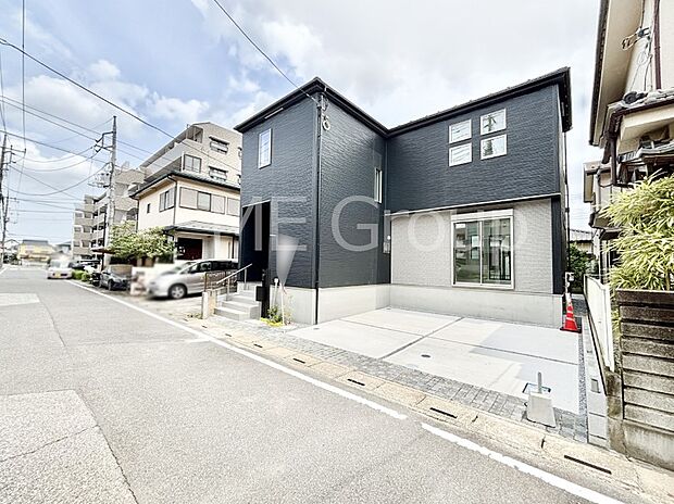 【現地外観写真】たっぷりの陽光と心地よい風が舞い込む住まい