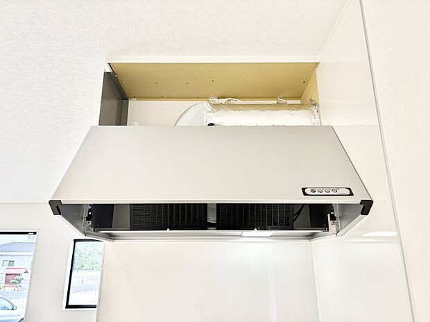 【その他設備(レンジフード)】基本的なお手入れはフィルターのみ！お手入れのしやすさも魅力です。