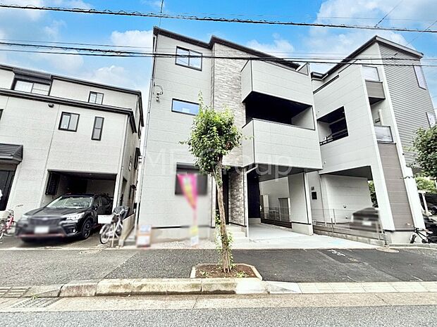 【現地外観写真】早く帰りたくなるマイホーム