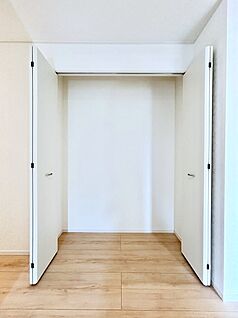 その他設備(玄関ホール収納)