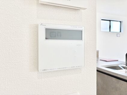 発電・温水設備(給湯器・床暖房リモコン)