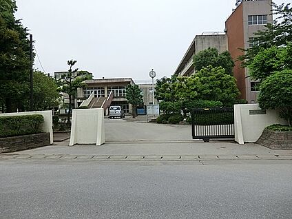 春日部市立上沖小学校 1260m
