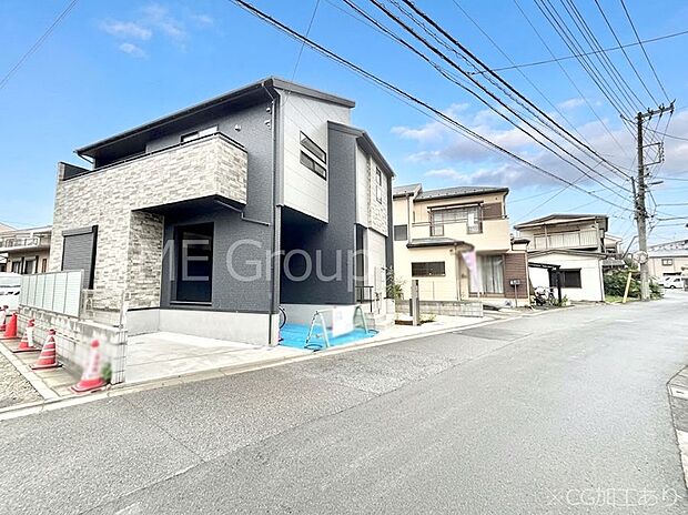【前面道路含む現地写真】前面道路はきちんと整備されています  
