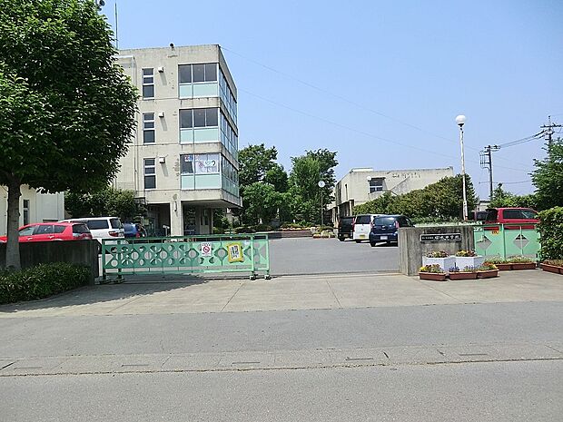 さいたま市立植水中学校（約1,420m）