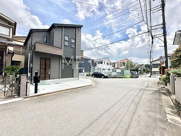 【前面道路含む現地写真】ここから始まる新生活を応援いたします