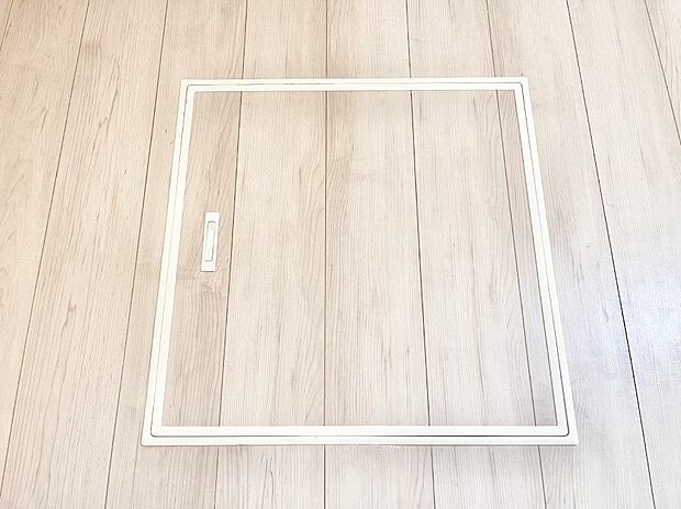 【その他設備(床下収納)】床下収納付き!日用品・非常用品の収納にも大活躍。