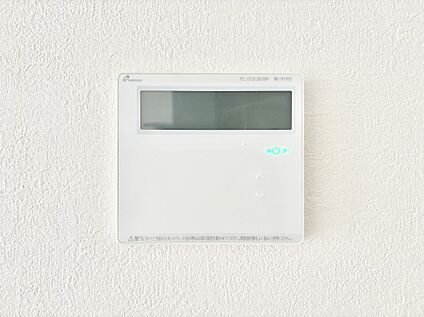 発電・温水設備(給湯器・床暖房リモコン)