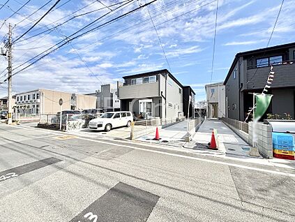 前面道路含む現地写真