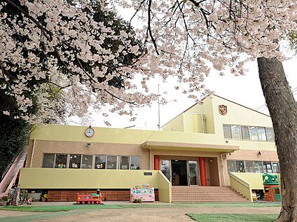 学校法人氷川学園 西堀ひかわ幼稚園 400m
