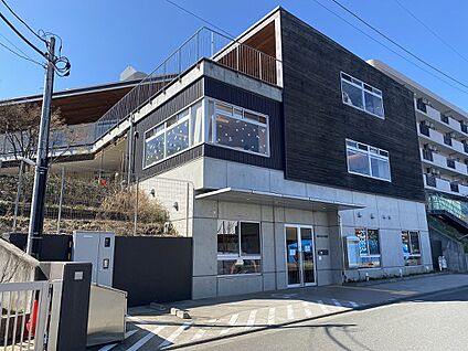 鶴見どろんこ保育園 約680m(8分～9分)