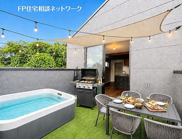 【バルコニー】本画像の家具、植栽、照明、プール等はCGで販売価格にも含まれず、付帯しません。ランプ設置工事は有償です。