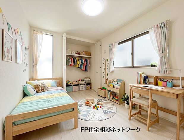 【子供部屋】【洋室│6帖】  本画像はAIがCGで家具を作成しており、実際の現地に家具は設置されておりません。また、販売価格に家具等は含まれておりません。