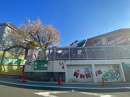 健爽学園ゆりかご幼稚園 450m