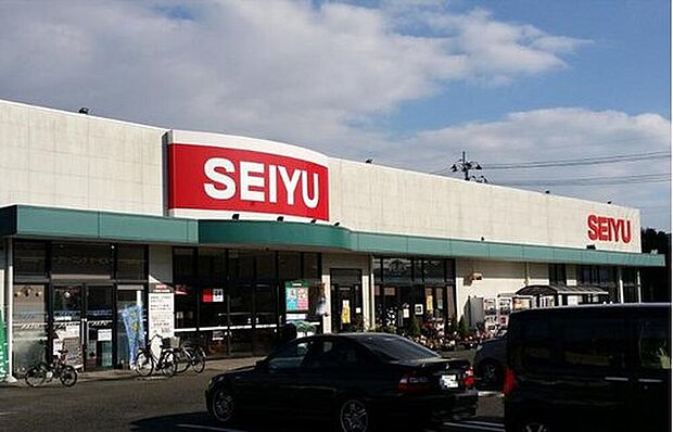 西友南仙台店(約1,100m)