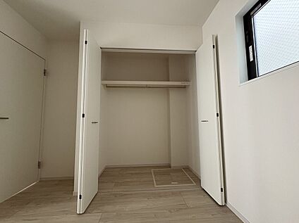 洋室クローゼット