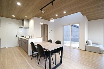 【スーパー徒歩1分】大津市大平／大型分譲地内の新築一戸建て その他