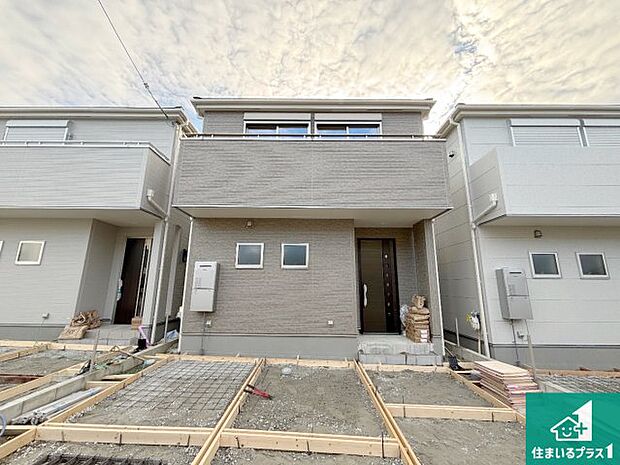 安心の10年保証！外観を美しく保ち、雨水で汚れを落とします！気になることがありましたら、お気軽にお問い合わせください！