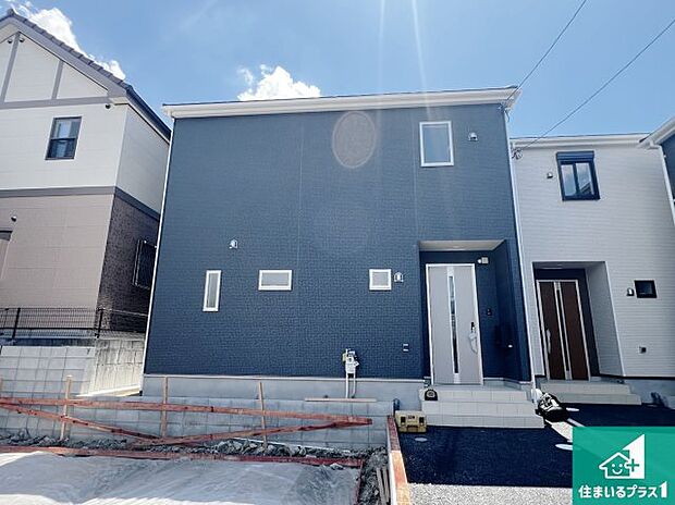 安心の10年保証！外観を美しく保ち、雨水で汚れを落とします！気になることがありましたら、お気軽にお問い合わせください！